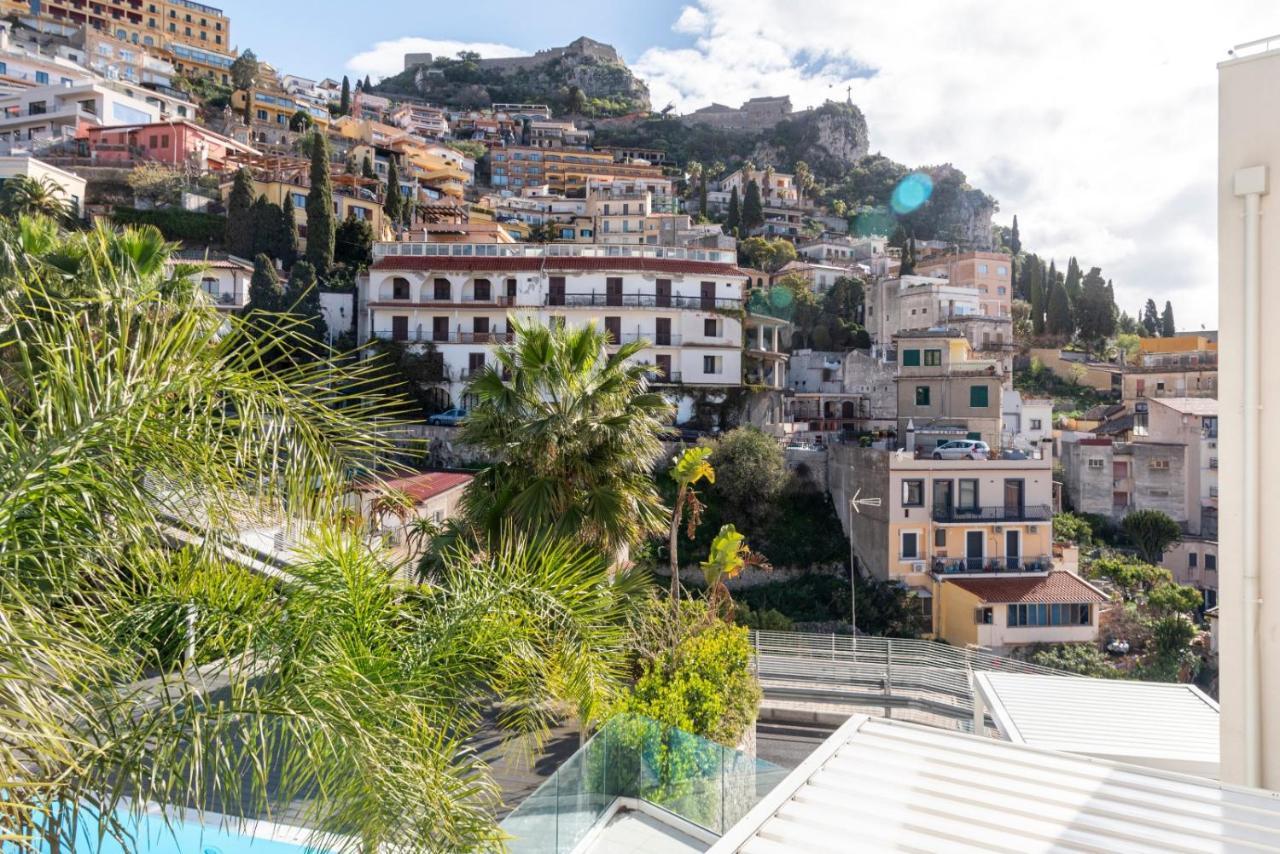 Minerva Luxury Town Center , Pool And Parking Apartment Taormina Exterior photo